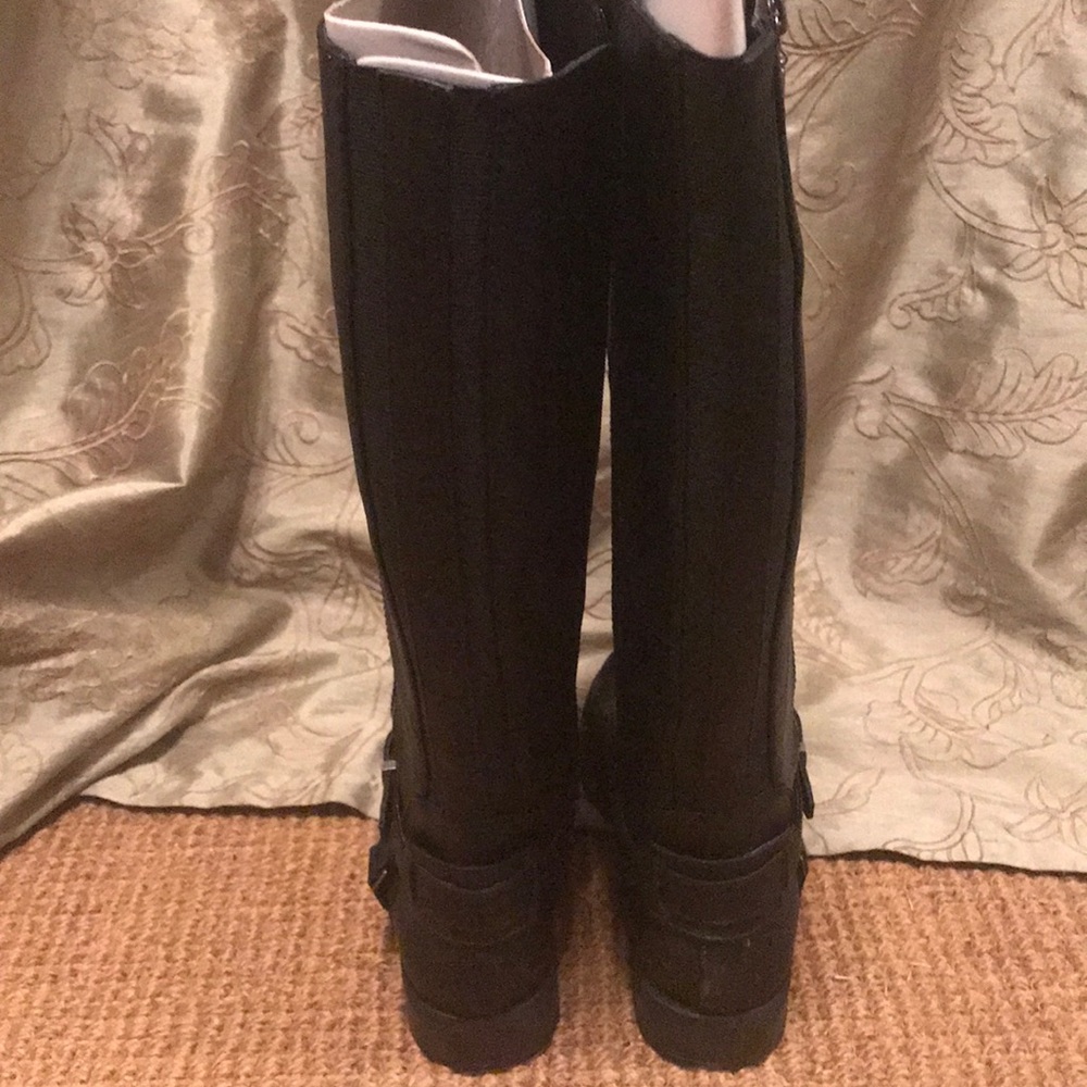 ‼️SOLD‼️Guess Boots - Picture 8 of 8